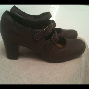 Clarks Artisan rich brown shoes