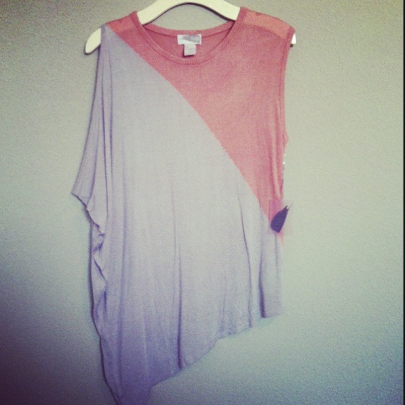 Sold-bundle@jbstone84. Taupe/coral tank!