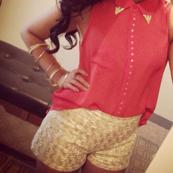 Shirt & High waisted shorts