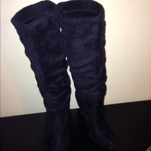 Black faux suede stiletto boots!!