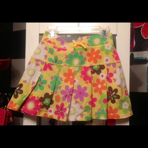 🔴SOLD🔴Yellow floral skirt