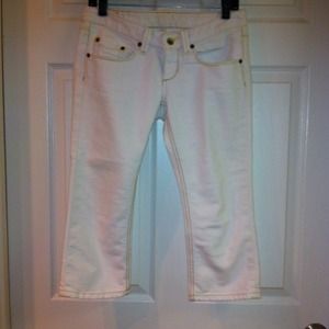 🚫Traded🚫 White capris