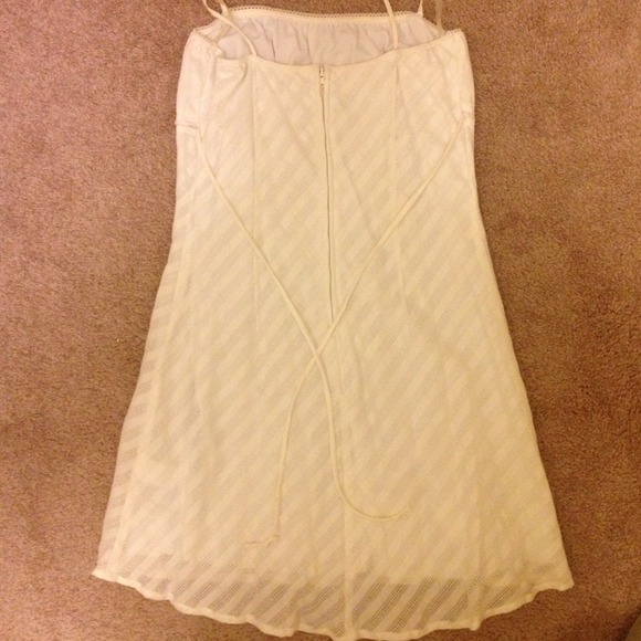 White spaghetti strap dress - Picture 3 of 4
