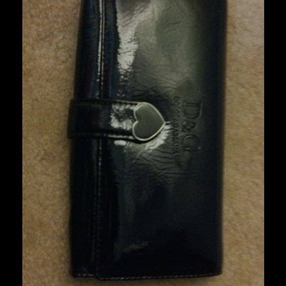 ***TRADED***wallet
