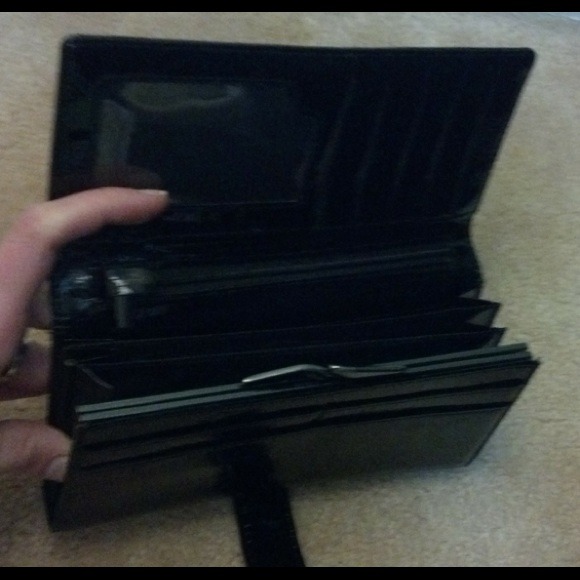 ***TRADED***wallet - Picture 2 of 2