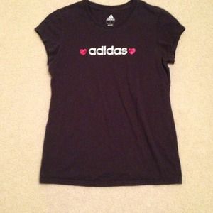 ⛔SOLD IN BUNDLE⛔Black Adidas workout top