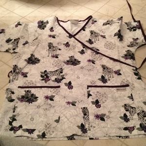 Animal print medical scrub top/hold