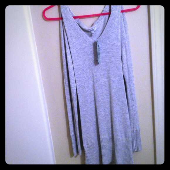 NWT Cache Sweater