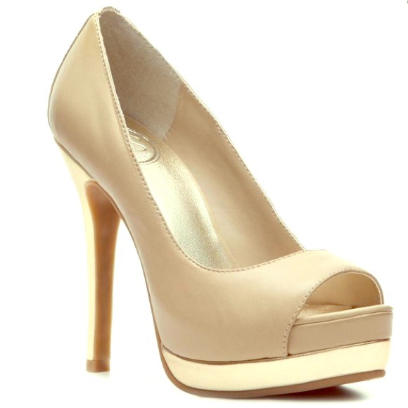 JS by Jessica Edith Metallic Pump