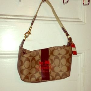 Authentic Coach shoulder bag