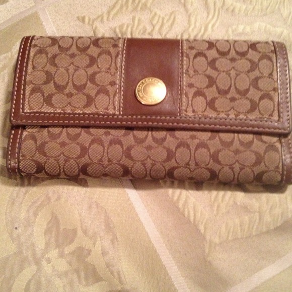 ❌❌sold ❌❌****Authentic Coach wallet