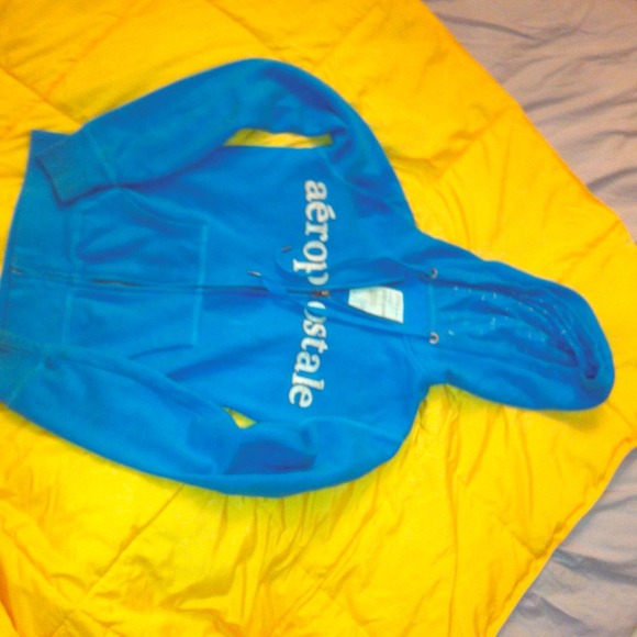 Cute Turquoise Aeropostale hoodie.
