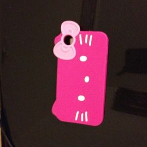 Hello Kitty iPhone 4S