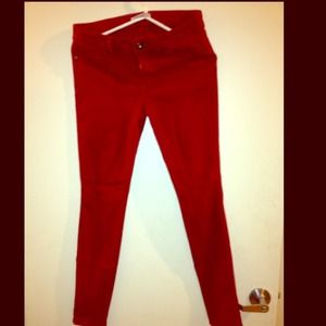 🔥SOLD🔥AUTHENTIC Burgundy Rich & Skinny Jeans