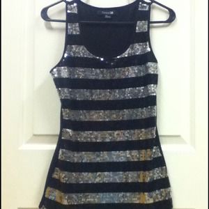 ❤Traded❤ Stunning black and silver sequin tank