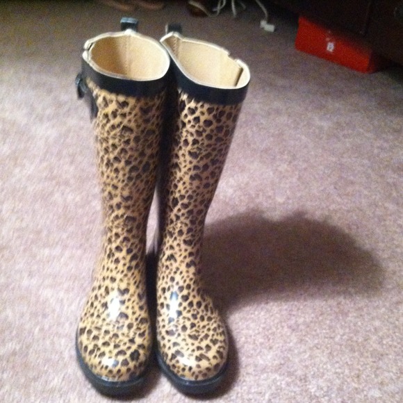 Sold 👏 - Picture 2 of 3