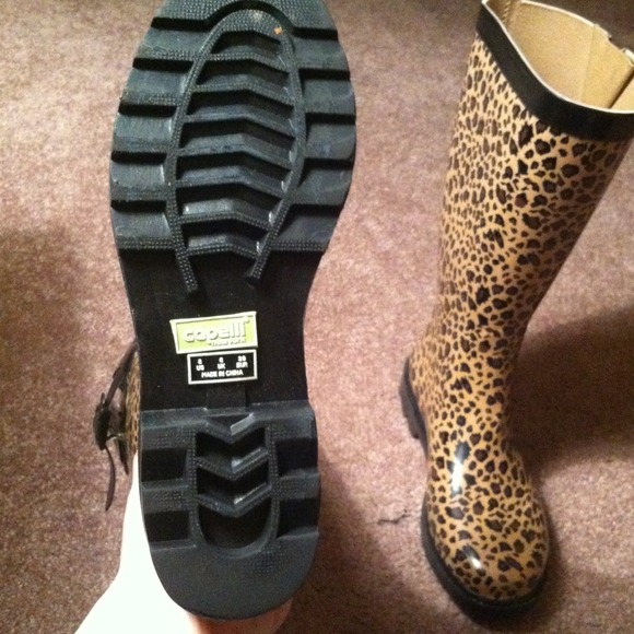 Sold 👏 - Picture 3 of 3