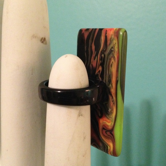 SOLD!!! Ring - Picture 2 of 2