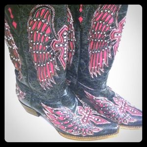 Pink and Black crystallized cowboy boots!