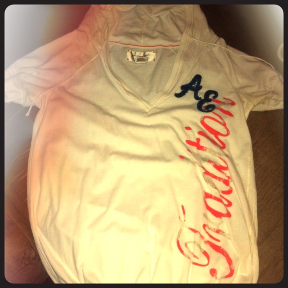 Short sleeved top