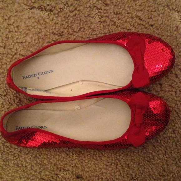 Sparkly red sequin flats