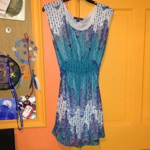 Forever 21 spring-summer dress. Cute blue design.