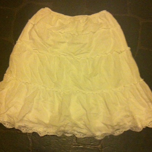 Skirt - Picture 1 of 2