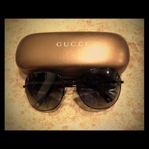 ⏬Reduced⏬ Authentic Gucci shades