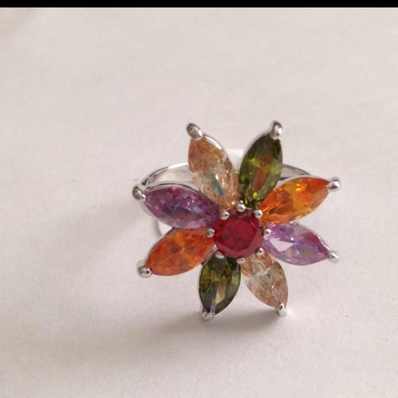 ✅SOLD✅ 925 silver flower ring for cocktail dinner