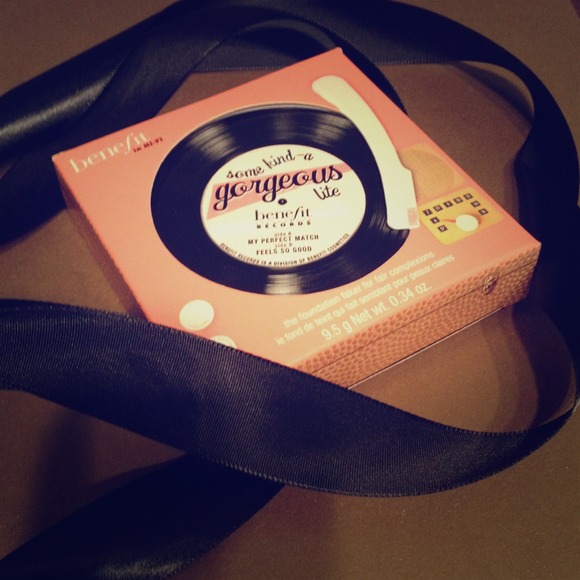 Sold 💄 Brand new Benefit in Hi Fi lite foundation