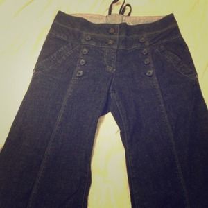 Flared jeans w/ buttons & tie back Size 28
