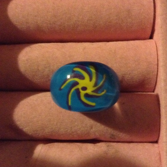 Plastic bubble ring - Picture 2 of 2