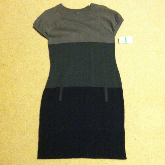 *BUNDLED* Color block sweater dress