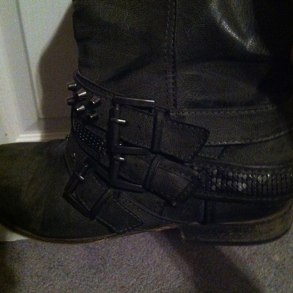 Motor edgy gray boot*SOLD!!!! In bundle 💝💝💝💝 - Picture 2 of 3