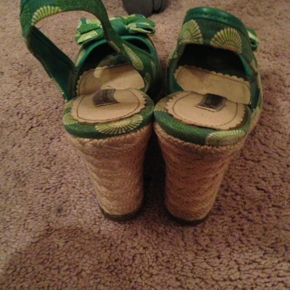 Green wedges - Picture 3 of 4