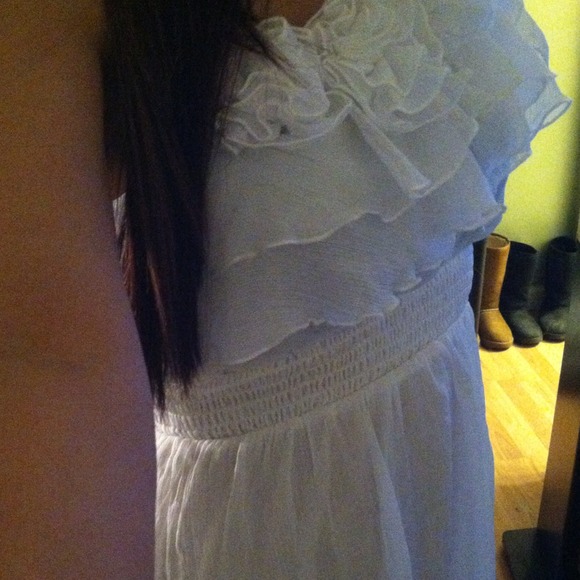 Dress - Picture 3 of 3