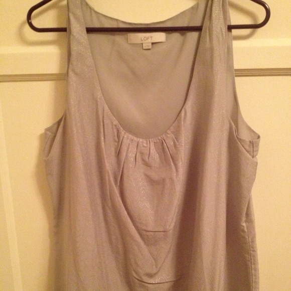 Ann Taylor LOFT non-sleeve shirt size XL