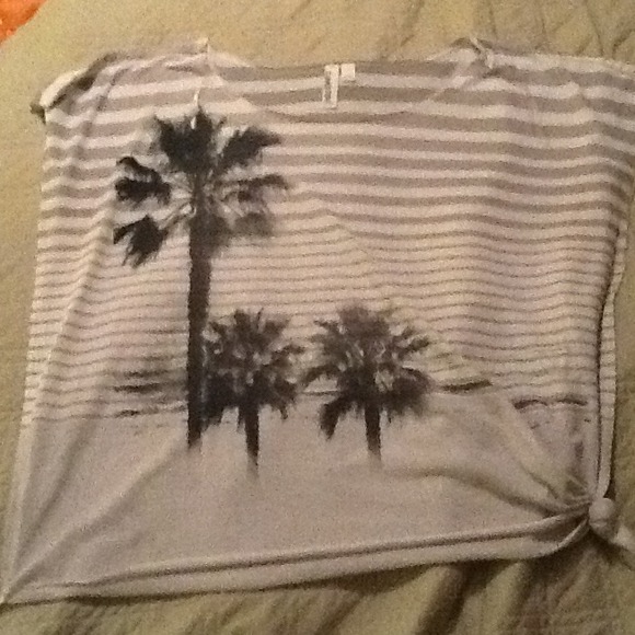 Hang ten print shirt