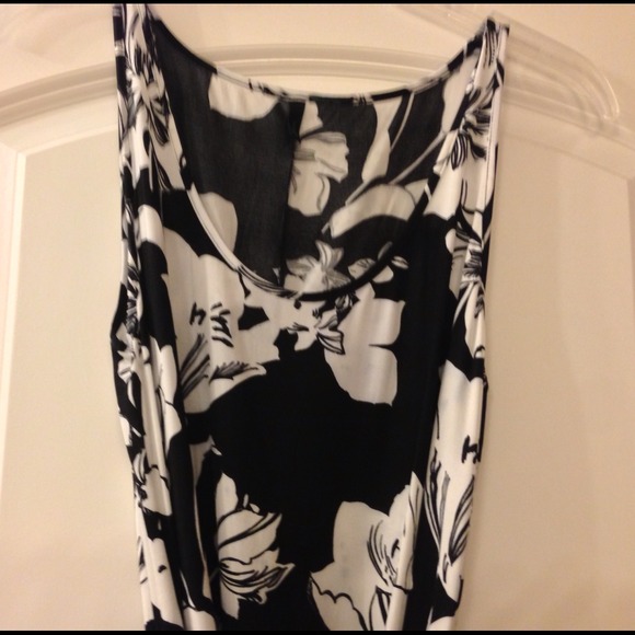 Authentic Benetton Floral Dress - Picture 2 of 2
