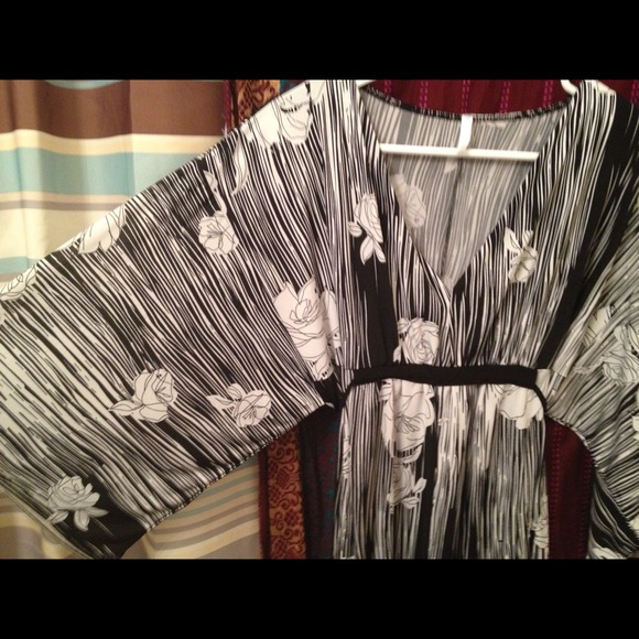 🚫Sold in bundle🚫 - Picture 3 of 3