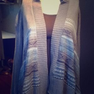 BUNDLESize small. Daisy Fuentes cardigan/shall swe