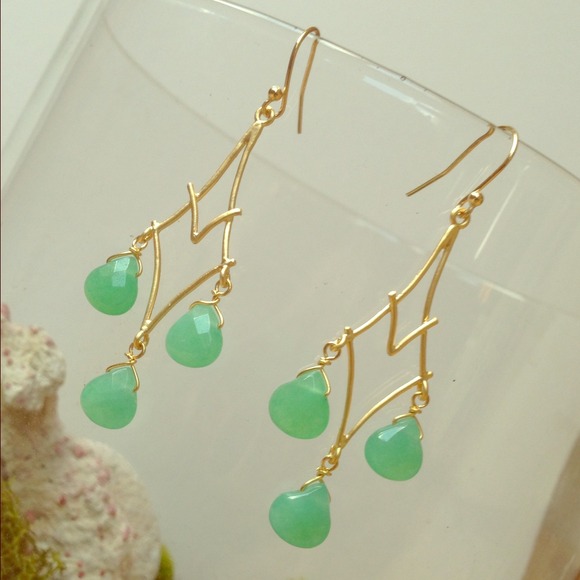 Accessories - SOLDGreen Jade and Gold Stone Water Drops