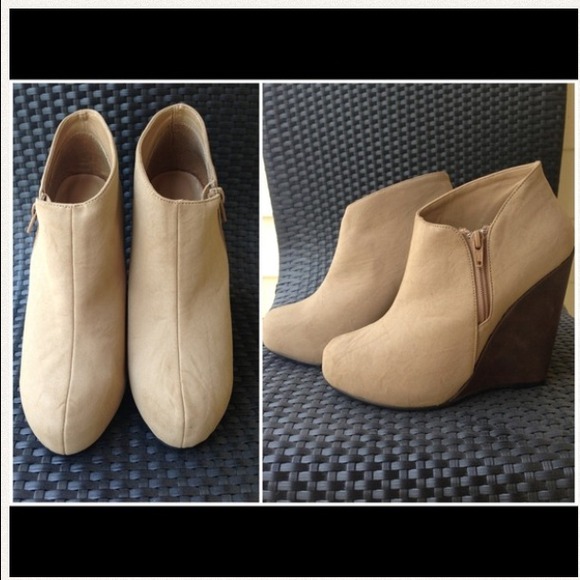 BRAND NEW Forever 21 tan wedge booties! So cute!