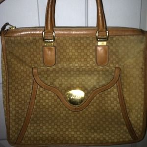 Vintage Authentic Gucci Suede Purse from 1980's.