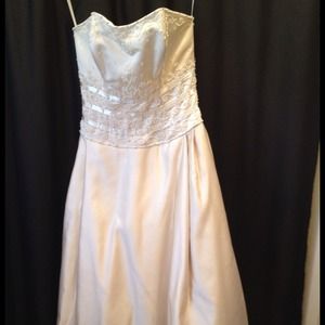 💥REDUCED💥🎀Beautiful eggshell wedding dress🎀