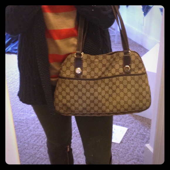 **SOLD**More pictures of Gucci medium bag!