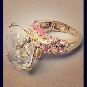 Betsey Johnson BIG diamond ring