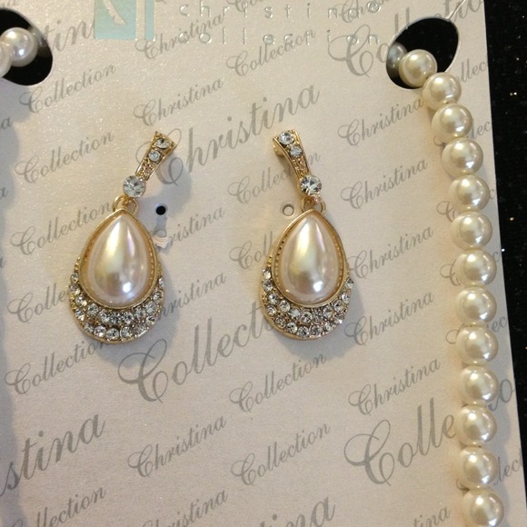 Pearl & Rhinestone set - Picture 2 of 3