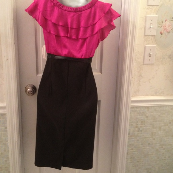 🎀SOLD Sophisticated classy dress Size 8. NWT - Picture 4 of 4