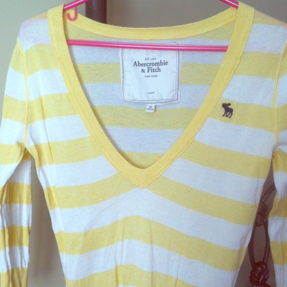 Abercrombie 3/4 sleeve yellow/white sweater💛